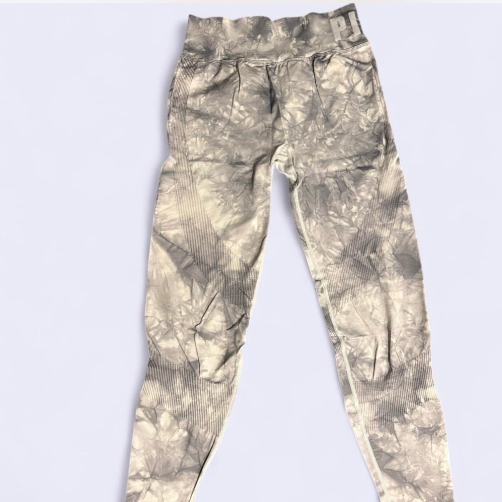 VS PINK Grey Tie Dye Leggings Size Large